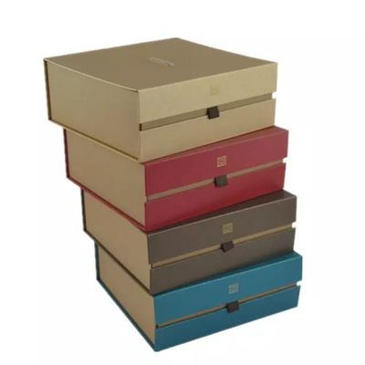 Contenitori di regalo su ordinazione riciclabili dei gioielli dei contenitori di imballaggio del cartone di colore Pantone/di CMYK